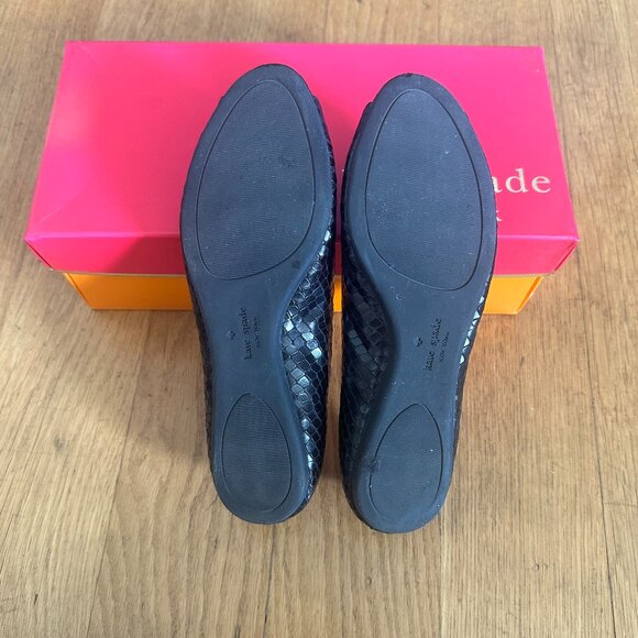 Kate Spade Peeptoe Flat, Black with Faux Pearls Sz 6.5 - Picture 5 of 8